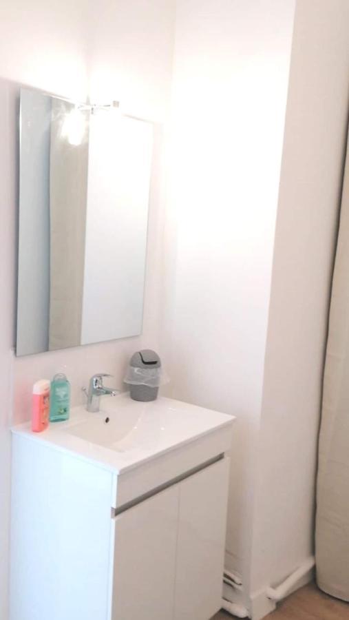 Agreable F2 Proche Gare Apartment Le Mans Room photo